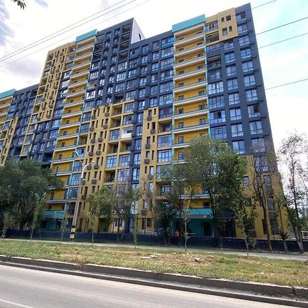 Heaven Apartment Mountain View Алматы Экстерьер фото