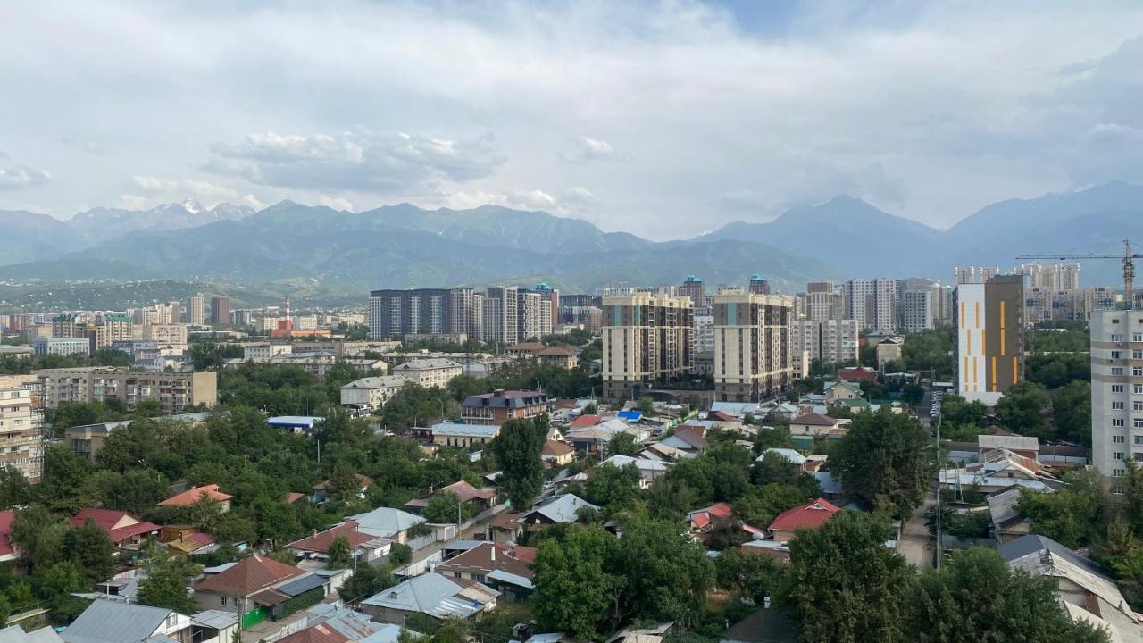 Heaven Apartment Mountain View Алматы Экстерьер фото